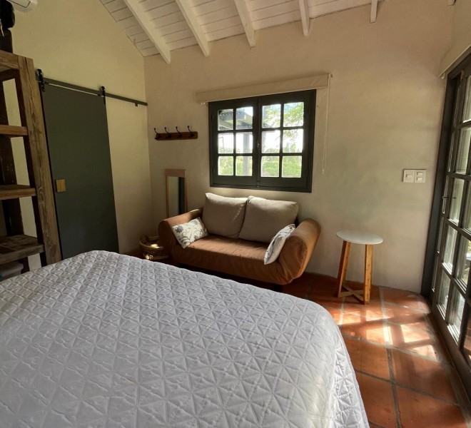 Casa de 5 dormitorios en Chackras del Este